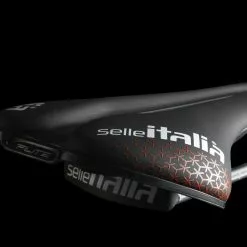 Selle Italia FLITE Boost PRO TEAM Carbonio Superflow Sattel 9 Selle Italia FLITE Boost PRO TEAM Carbonio Superflow Sattel -Vitus Verkäufe Flite20Boost20Pro20Team20Kit20Carbonio20Superflow CloseUp1