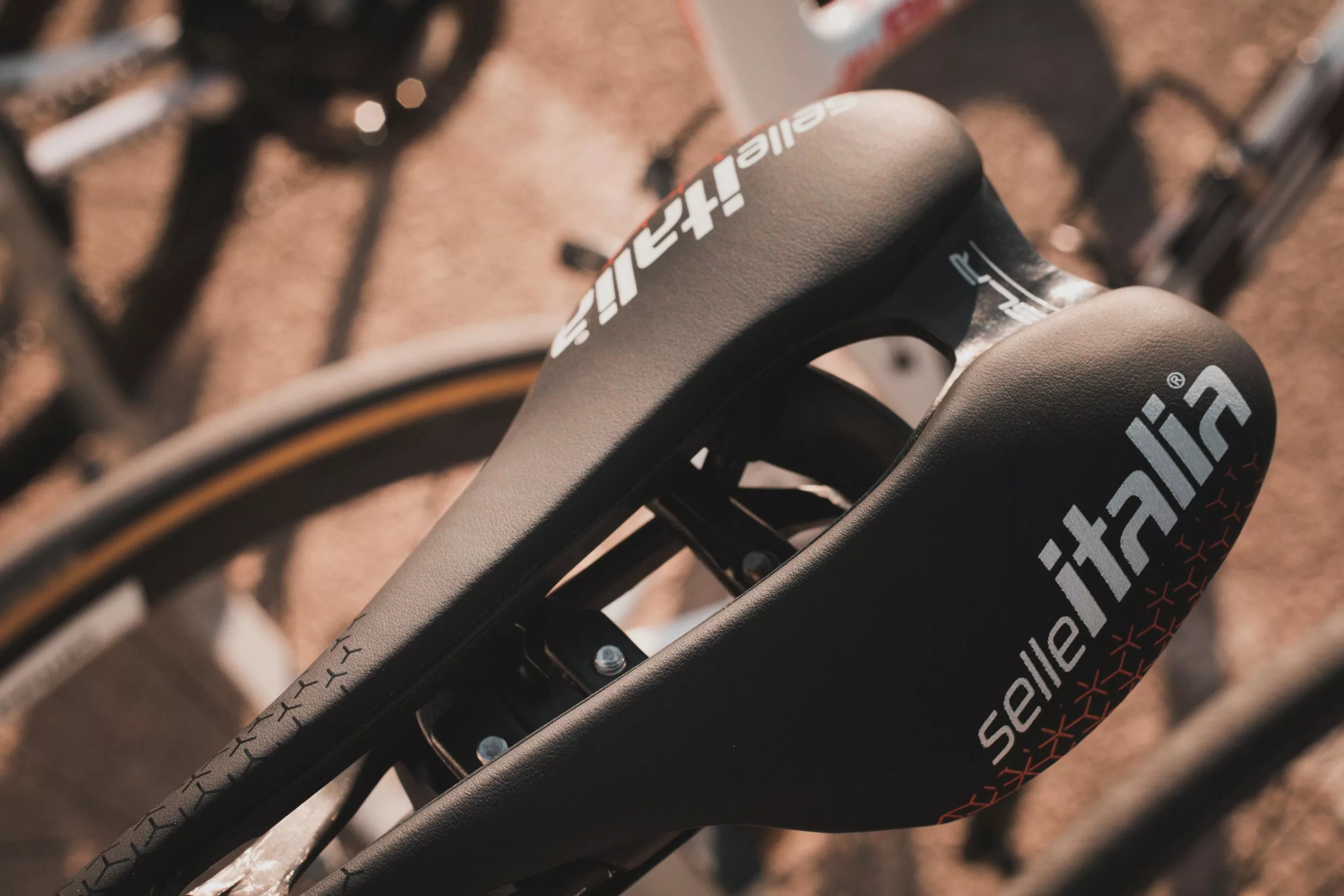 Selle Italia SLR Boost Pro Team Kit Carbonio Superflow Sattel 5 Selle Italia SLR Boost Pro Team Kit Carbonio Superflow Sattel – Bild 3